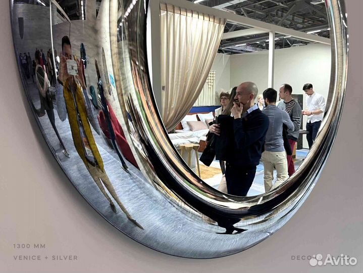 Дизайнерское зеркало The Bay