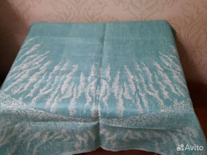 Простынь, скатерть новые,лен. Покрывало. СССР