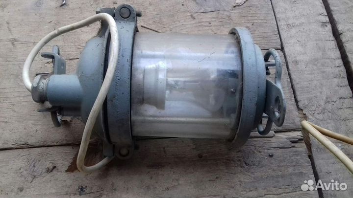 Подвесные огни на мачту теплохода