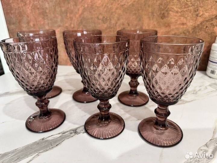 Бокалы из цветного стекла