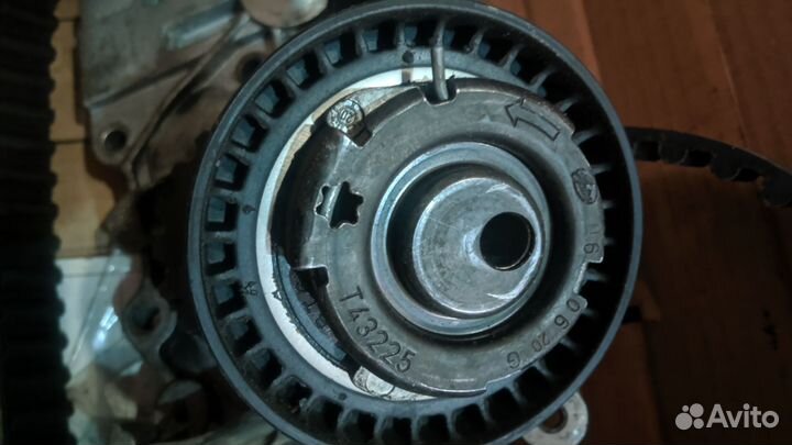 Комплект грм с помпой Логан 10г/два ролика