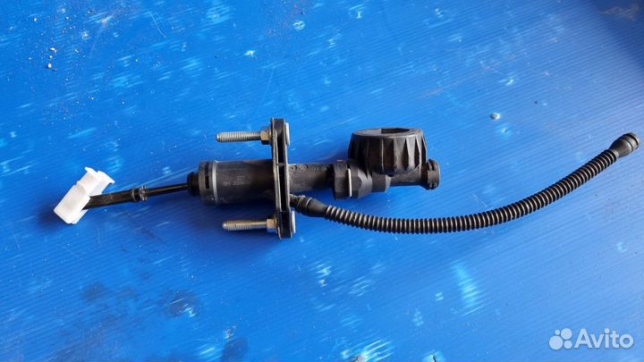 Тормозной цилиндр Opel Astra J Астра