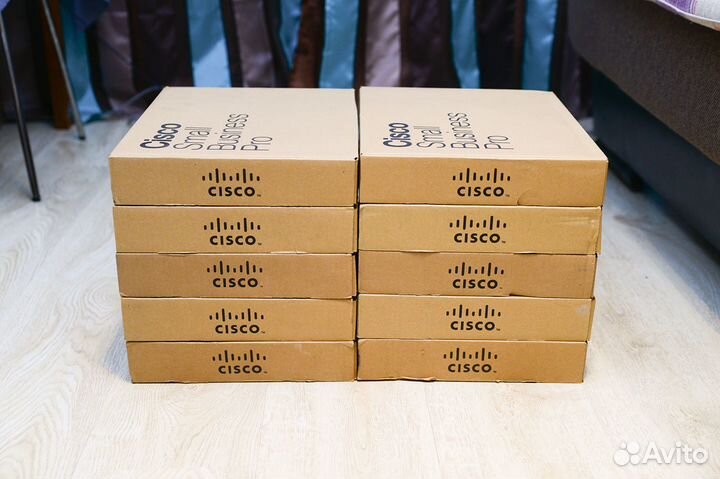 IP-телефон Cisco SIP POE SPA502G 303 Voip 20 штук