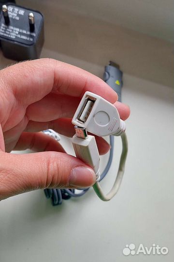 Шнуры, зарядники, фотоаппарат, амбушюры