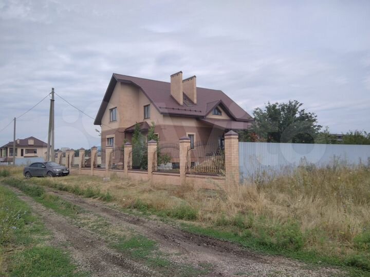 Дом 291 м² на участке 10 сот.