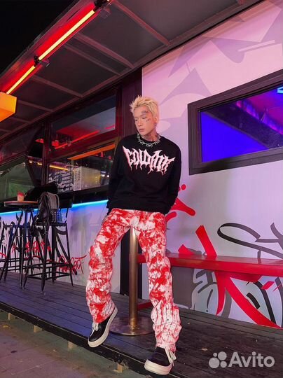 Джинсы красные