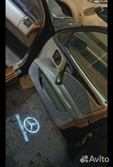 Подсветка проекция в двери Мерседес (пара)