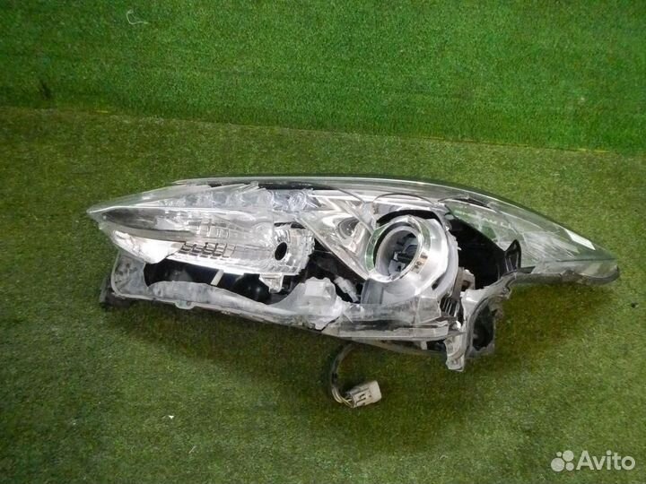 Фара левая Toyota Fortuner II (2015-2020) LED