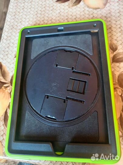 Чехол на iPad