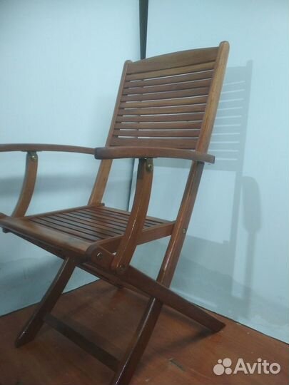 Стул складной деревянный