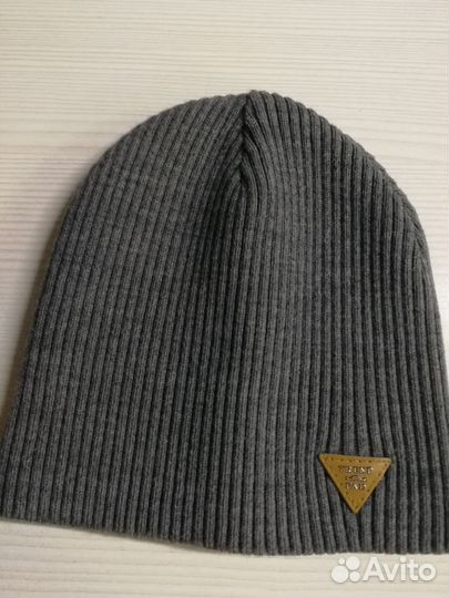 Женская шапка