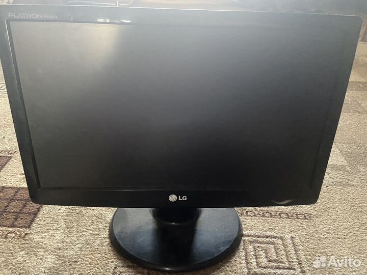 Монитор LG
