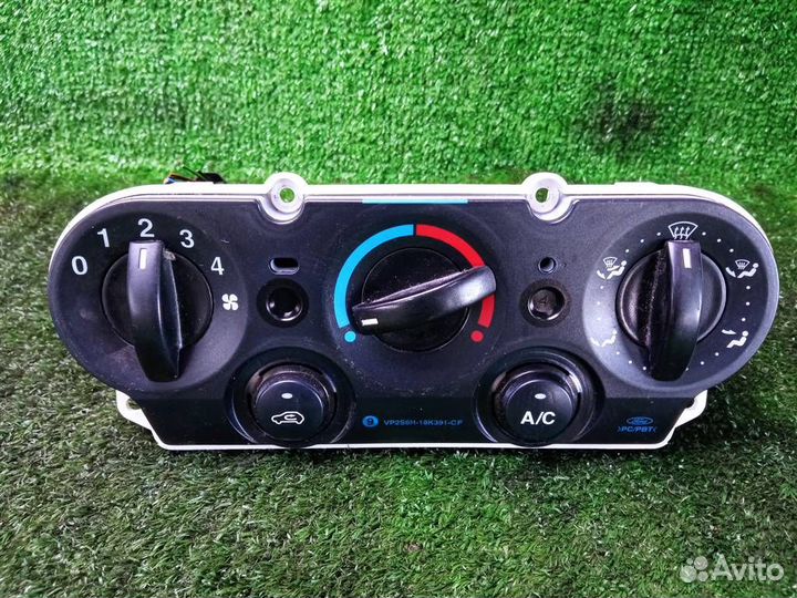 Блок управления печкой Ford Fusion (2002-2012)