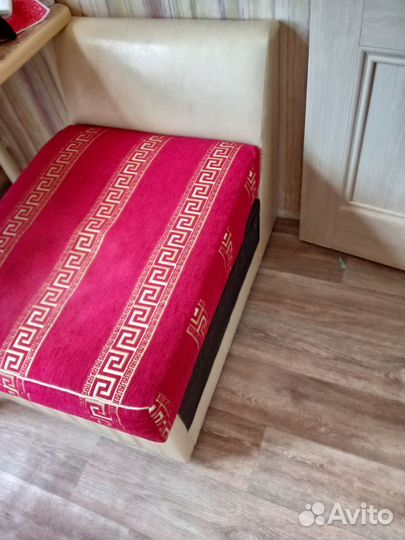 Угловой диван