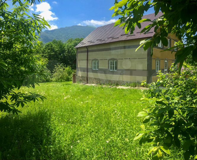 Коттедж 280 м² на участке 30 сот.