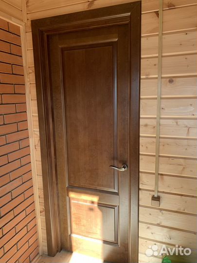 Двери межкомнатные массив