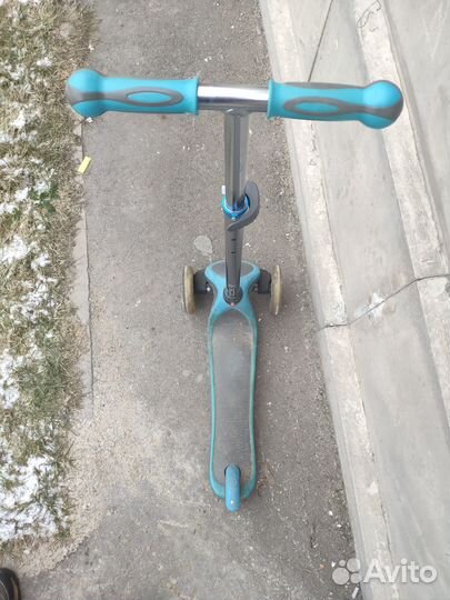 Самокат детский Globber My Free Titanium neon blue