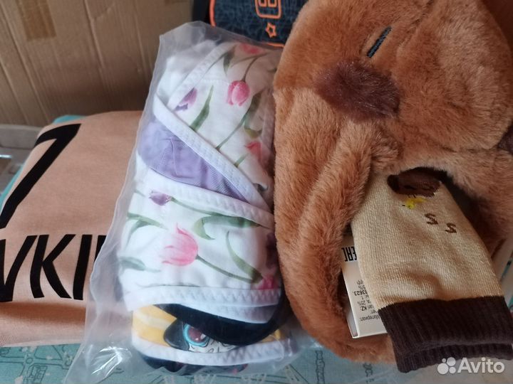 Женские вещи пакетом, бронь