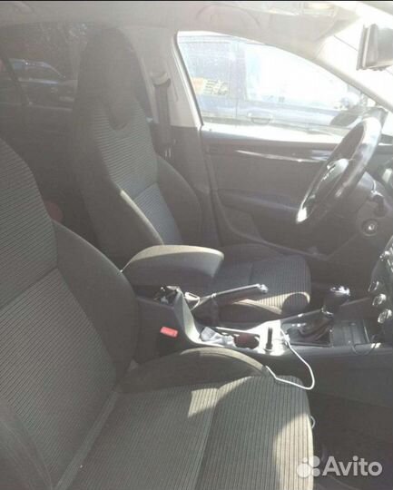 Инструктор по вождению (автомат)