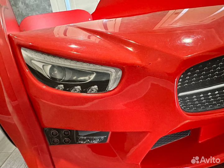 Детская кровать машина бу с матрасом