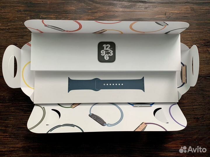 Apple Watch SE 40 (Blue Sport)