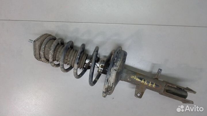 Амортизатор подвески Toyota Highlander 1, 2003