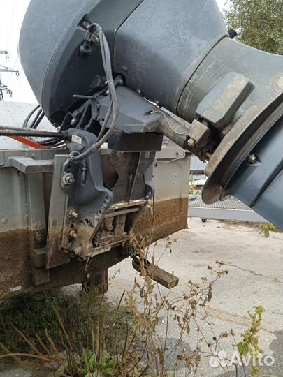 Упор для транспортировки мотора Yamaha F60