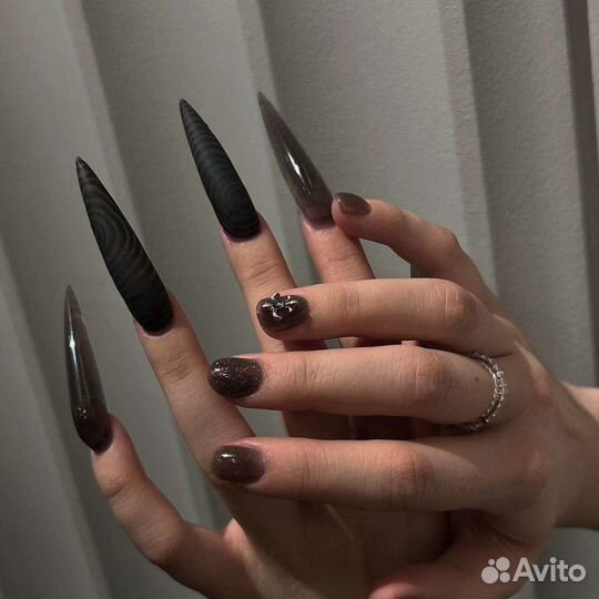 Коррекция наращённых ногтей