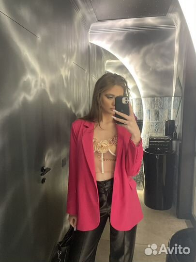 Пиджак женский розовый