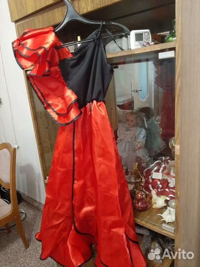 Испанское платье