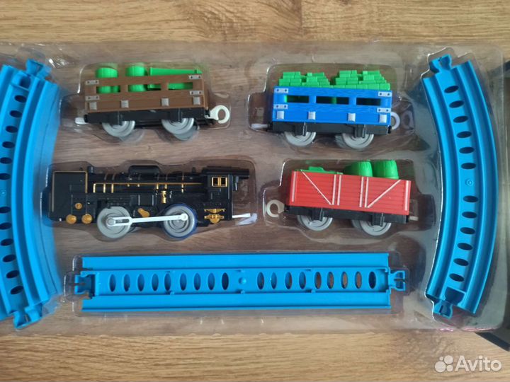 Детская игрушка- железная дорога