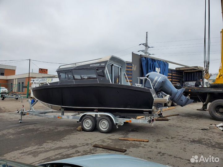 Катер voyager 700 