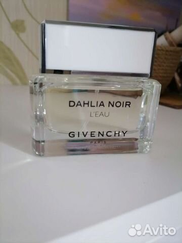 Givenchy dahlia noir L'EAU