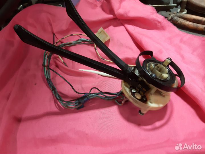 Под рулевой переключатель ваз 2103