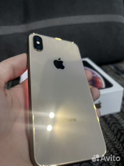 iPhone Xs, 64 ГБ