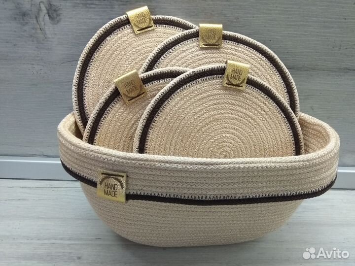 Подарочный набор,салфетки и корзинка.Ручная работа