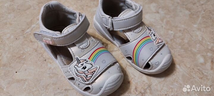 Босоножки кожа 20р