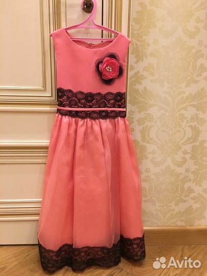 Платье нарядное