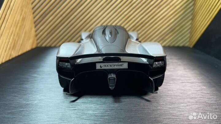 Aston Martin Valkyrie Maisto Масштаб 1/18