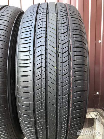 Kumho Solus TA51 215/55 R17 94V