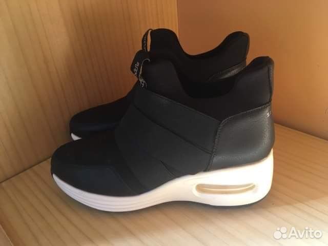 Кроссовки ботинки новые