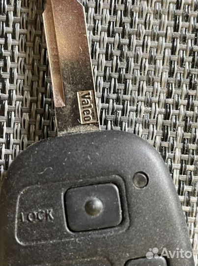 Ключ зажигания Тойота (оригинал)