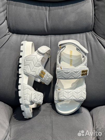 Сандали Miu Miu