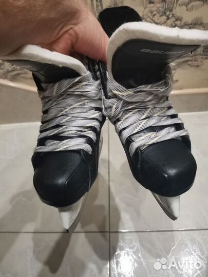 Коньки хоккейные бауер