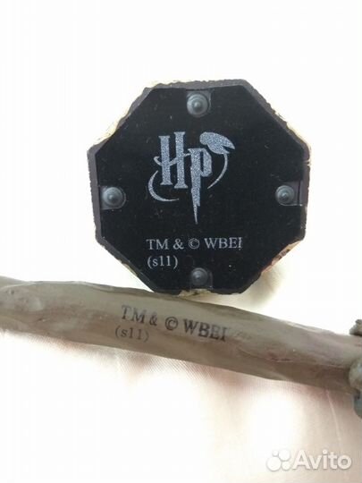 Волшебная палочка Гарри Поттера и шахматная фигура