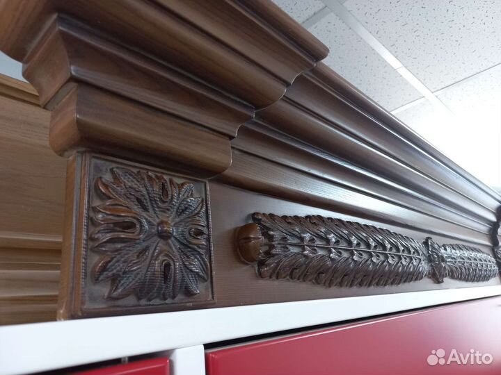 Карниз деревянный дверной