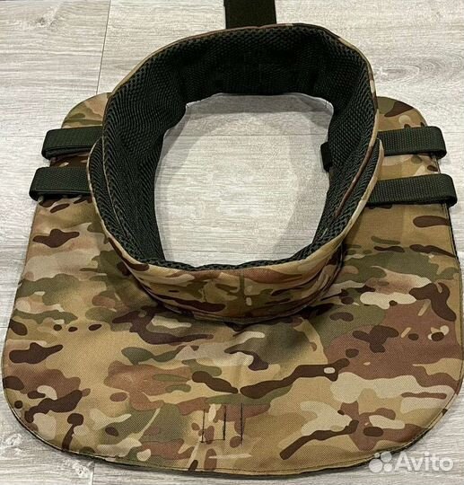 Противоосколочный ворот-защита шеи