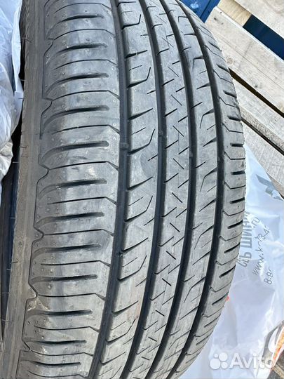 Goodyear EfficientGrip Performance SUV 225/55 R19