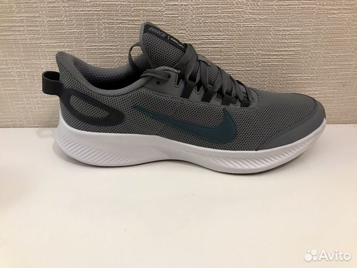 Кроссовки мужские nike