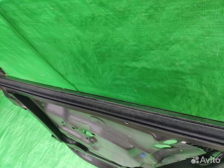 Рамка двери лев. зад. Volkswagen Touareg